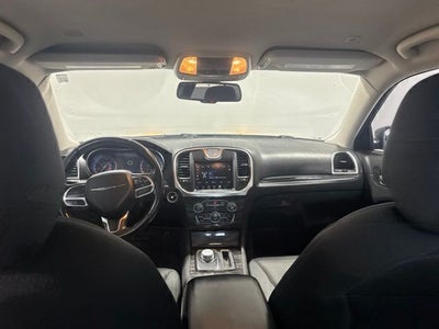 2020 Chrysler 300 Touring