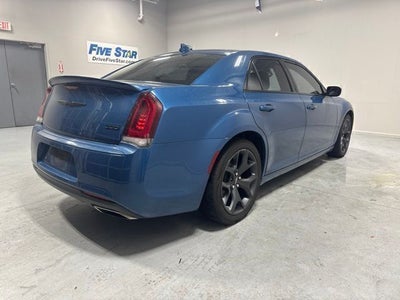 2020 Chrysler 300 Touring