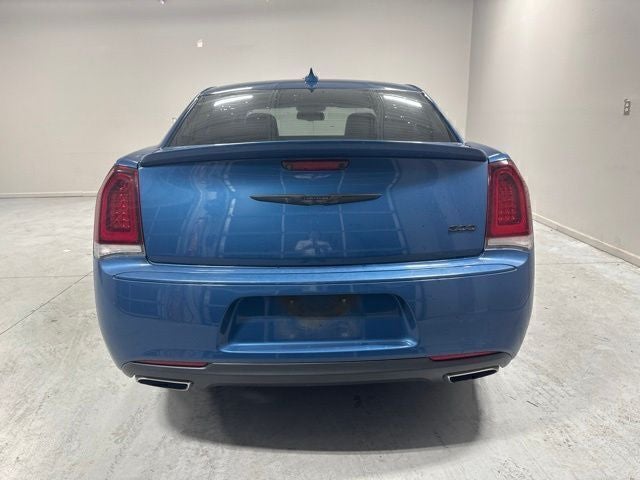 2020 Chrysler 300 Touring