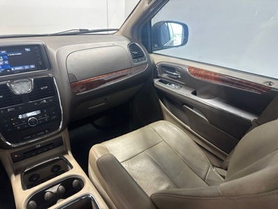 2015 Chrysler Town & Country Limited