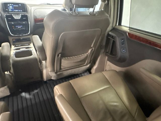 2015 Chrysler Town & Country Limited