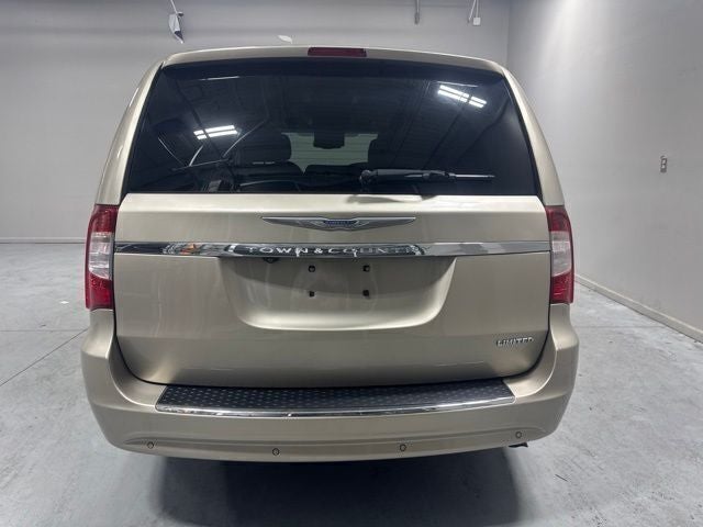 2015 Chrysler Town & Country Limited
