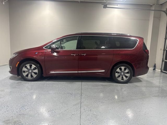 2018 Chrysler Pacifica Hybrid Limited
