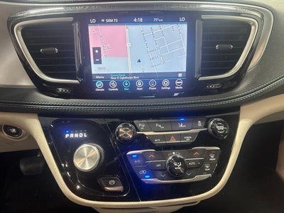 2018 Chrysler Pacifica Hybrid Limited