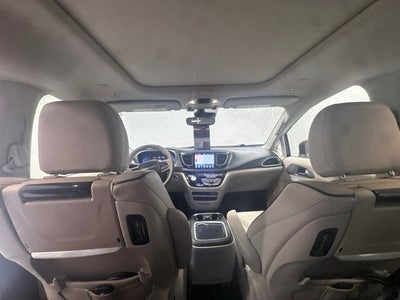 2018 Chrysler Pacifica Hybrid Limited