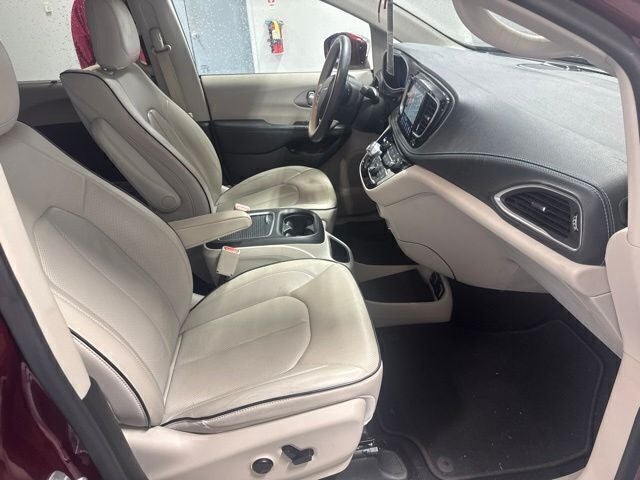 2018 Chrysler Pacifica Hybrid Limited