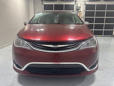 2018 Chrysler Pacifica Hybrid Limited