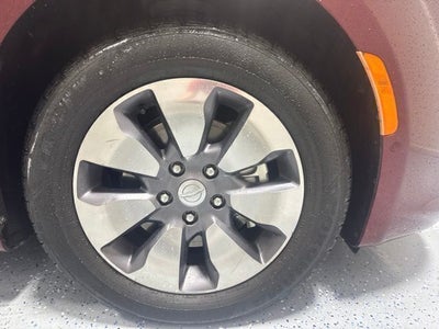 2018 Chrysler Pacifica Hybrid Limited