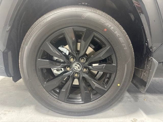 2026 Toyota RAV4 SE