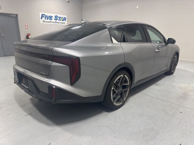 2025 Kia K4 GT-Line