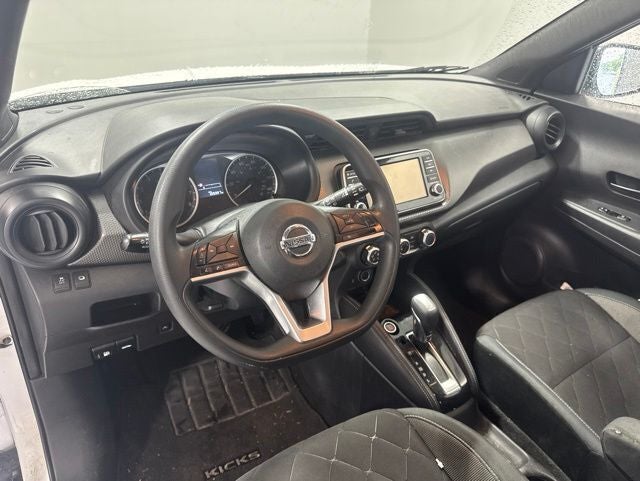 2019 Nissan Kicks S