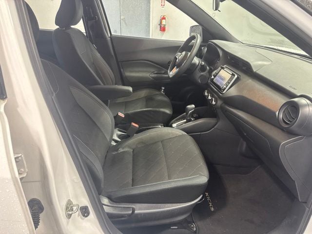 2019 Nissan Kicks S