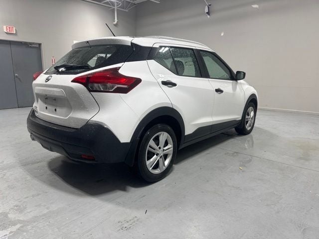 2019 Nissan Kicks S