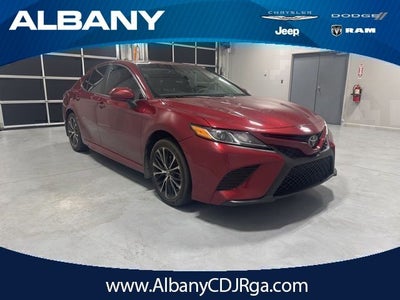 2018 Toyota Camry SE