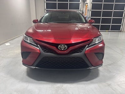 2018 Toyota Camry SE