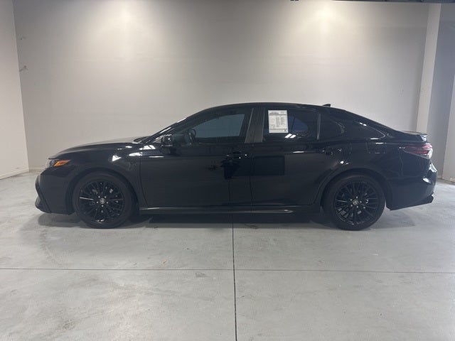 2022 Toyota Camry SE Nightshade