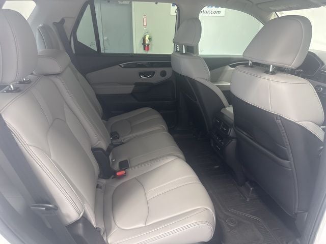 2023 Honda Pilot EX-L 8 Passenger