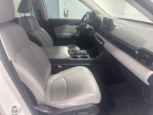 2023 Honda Pilot EX-L 8 Passenger