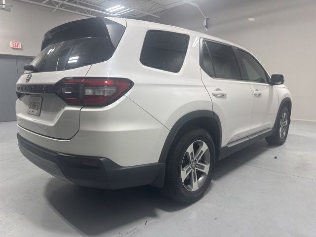 2023 Honda Pilot EX-L 8 Passenger