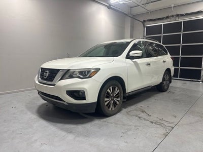 2017 Nissan Pathfinder SV