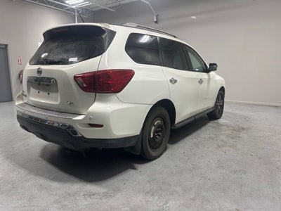 2017 Nissan Pathfinder SV