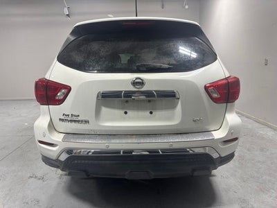 2017 Nissan Pathfinder SV