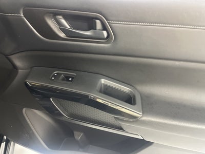 2023 Nissan Pathfinder S