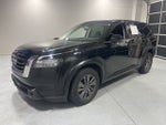 2023 Nissan Pathfinder S