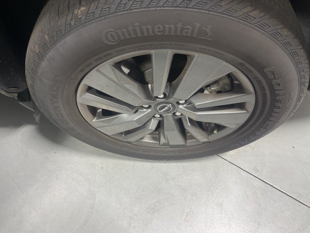 2023 Nissan Pathfinder S