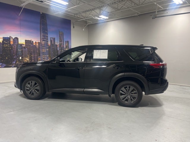 2023 Nissan Pathfinder S