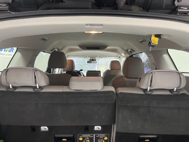 2021 Toyota Sienna LE 8 Passenger