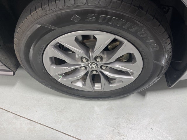 2021 Toyota Sienna LE 8 Passenger