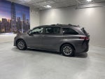 2021 Toyota Sienna LE 8 Passenger