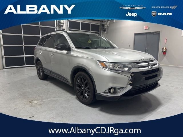 2018 Mitsubishi Outlander LE