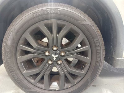 2018 Mitsubishi Outlander LE