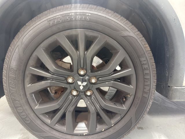 2018 Mitsubishi Outlander LE