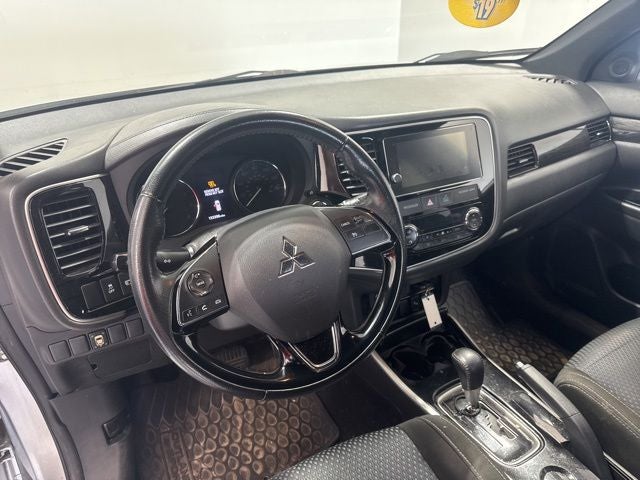 2018 Mitsubishi Outlander LE