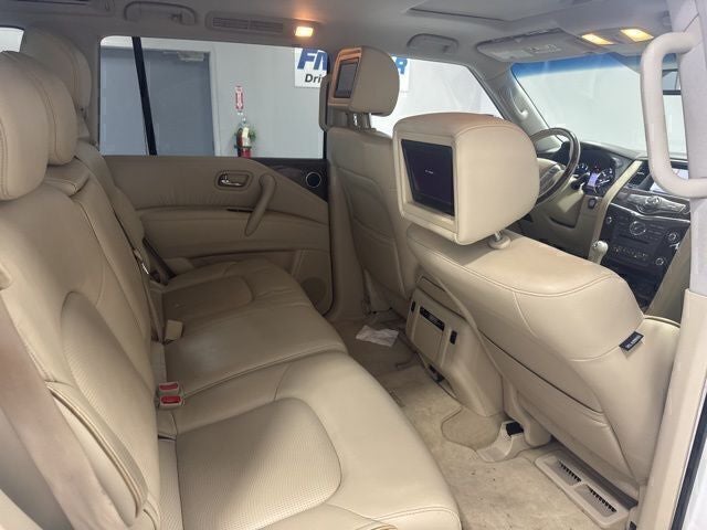 2015 INFINITI QX80 Base