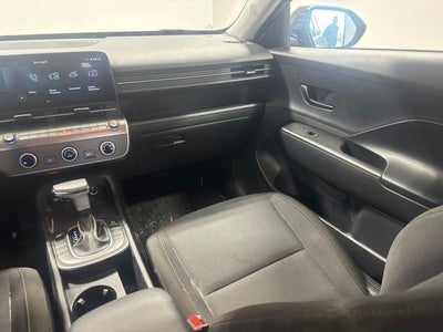 2025 Hyundai Kona SE