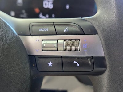 2024 Hyundai Kona SE
