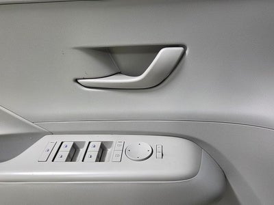 2024 Hyundai Kona SE