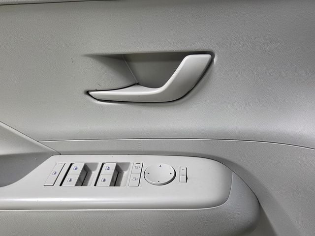 2024 Hyundai Kona SE