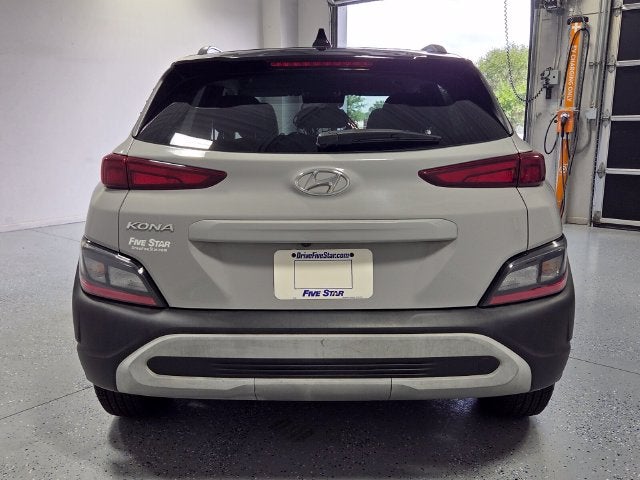 2021 Hyundai Kona SEL Plus