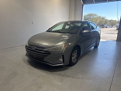 2019 Hyundai Elantra SE