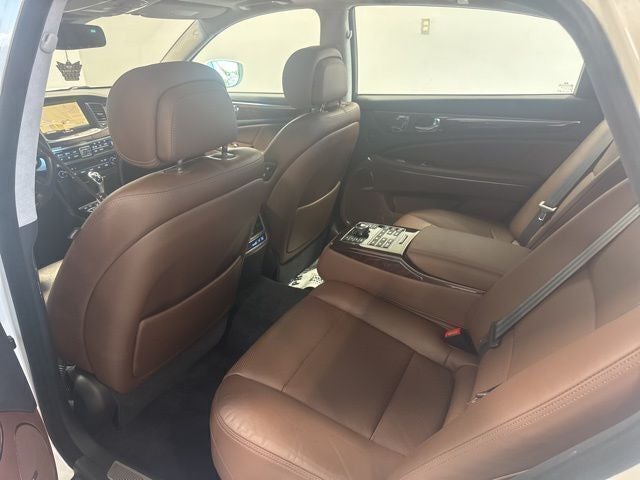 2014 Hyundai Equus Signature