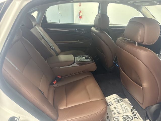 2014 Hyundai Equus Signature