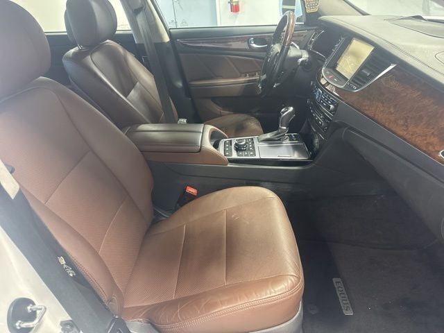 2014 Hyundai Equus Signature