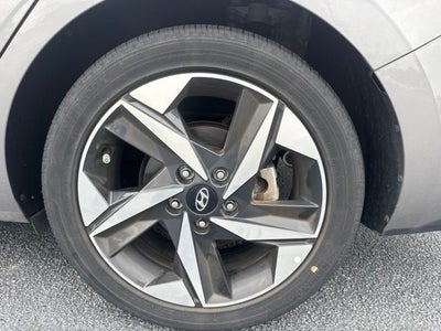 2022 Hyundai Elantra Hybrid Limited