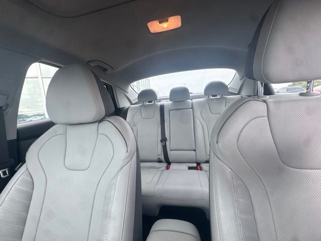 2022 Hyundai Elantra Hybrid Limited