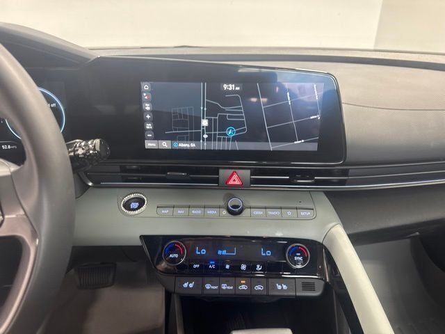 2025 Hyundai Elantra Hybrid Limited